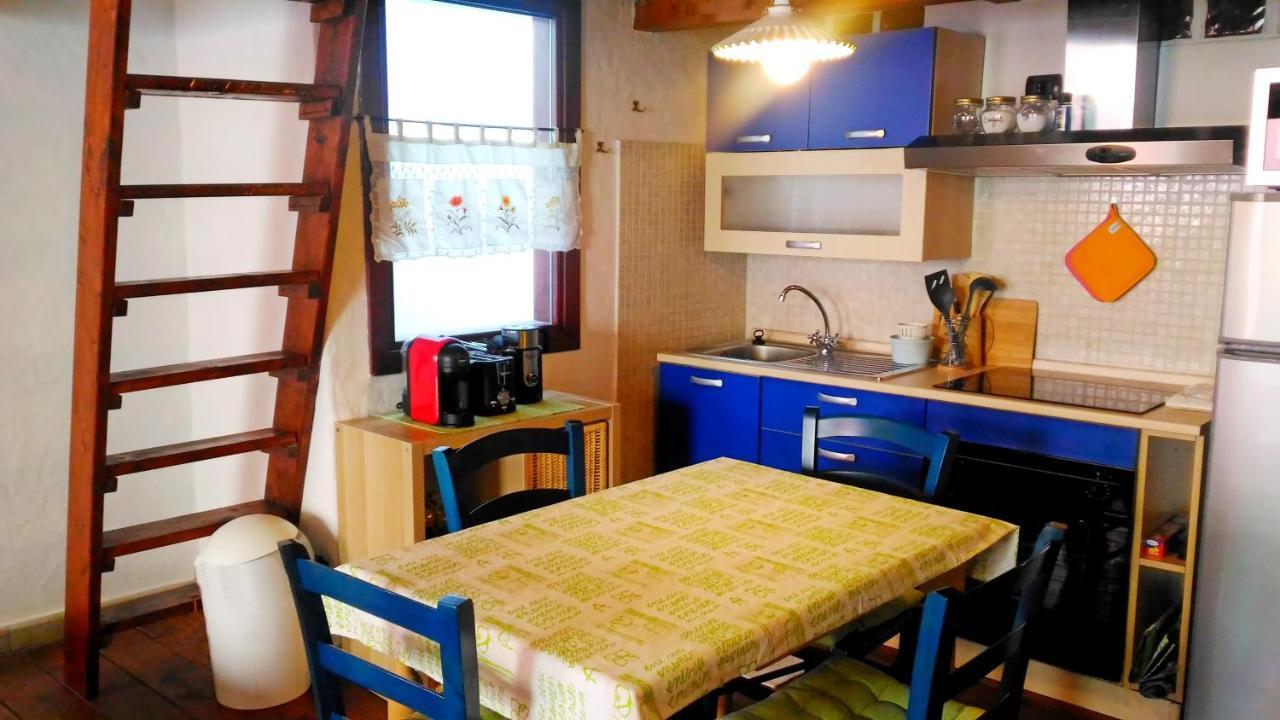 Oldtown Romantic Apartment Cagliari Luaran gambar
